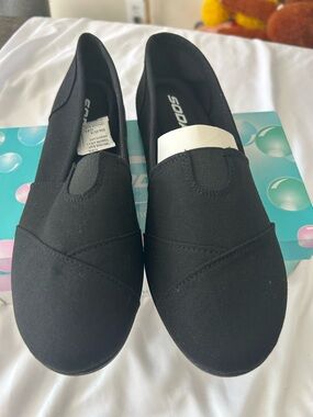 Soda Women's Black Slip-On Canvas Loafers
